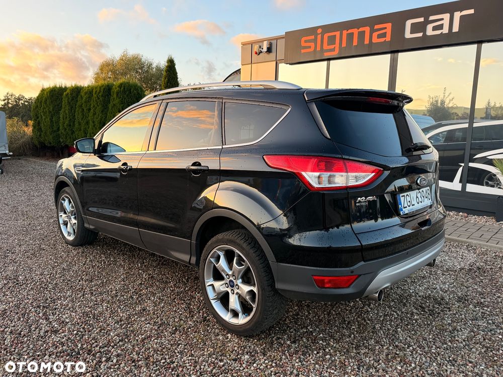 Ford Kuga 2.0 TDCi 4x4 Titanium - 4
