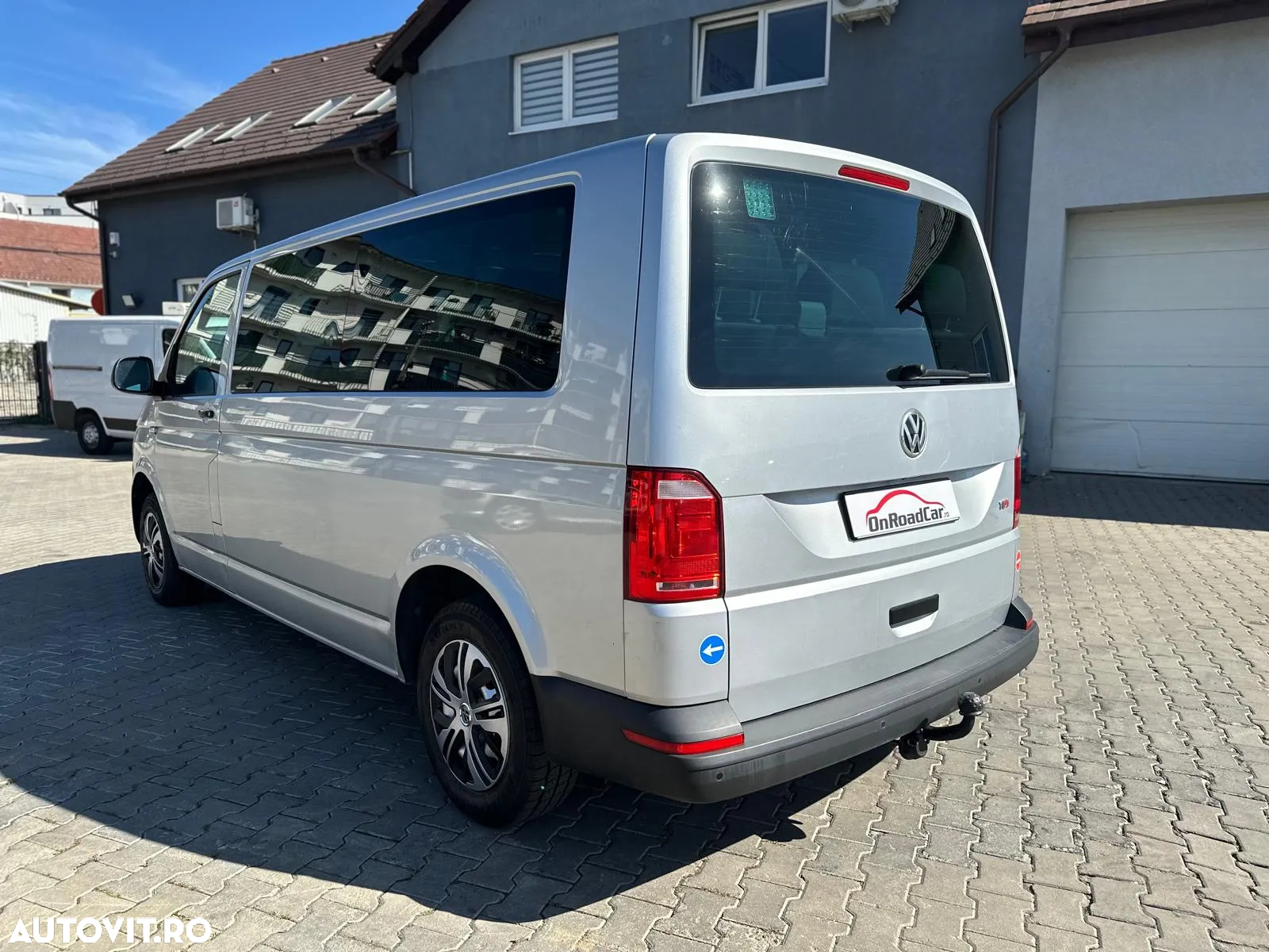 Volkswagen Caravelle T6 2.0 TDI LR Trendline DSG 4M - 4
