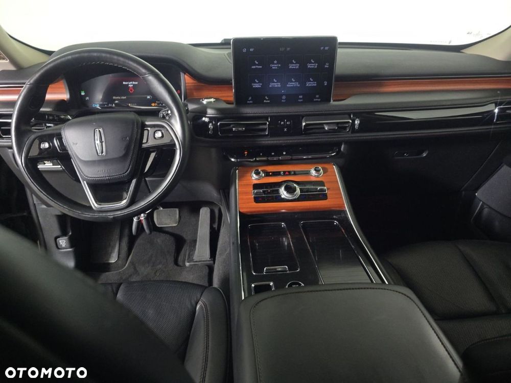 Lincoln Aviator - 12