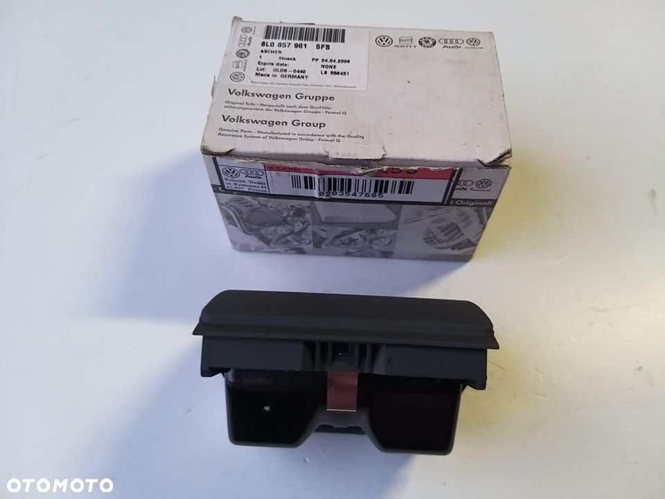 Popielniczka Audi A3 tylna szara 8L08579615FS - 1