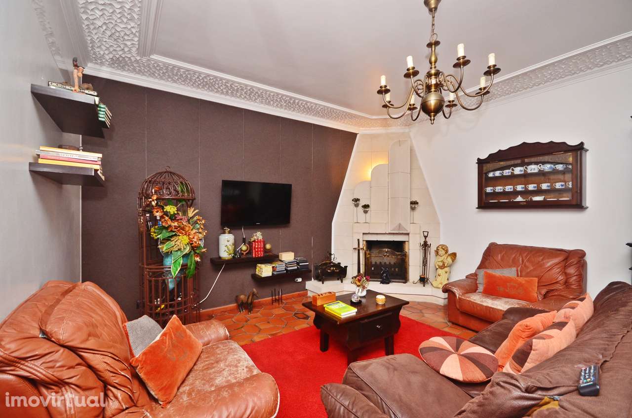 Moradia T6 com Anexo e Garagem em Santarém - Grande imagem: 3/29