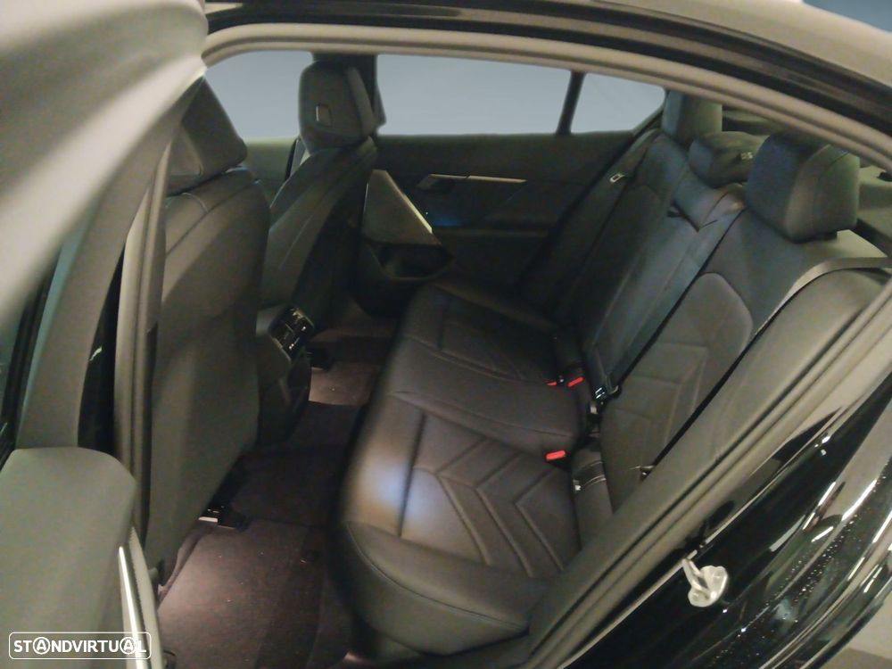 BMW 520 d Pack M Auto - 12