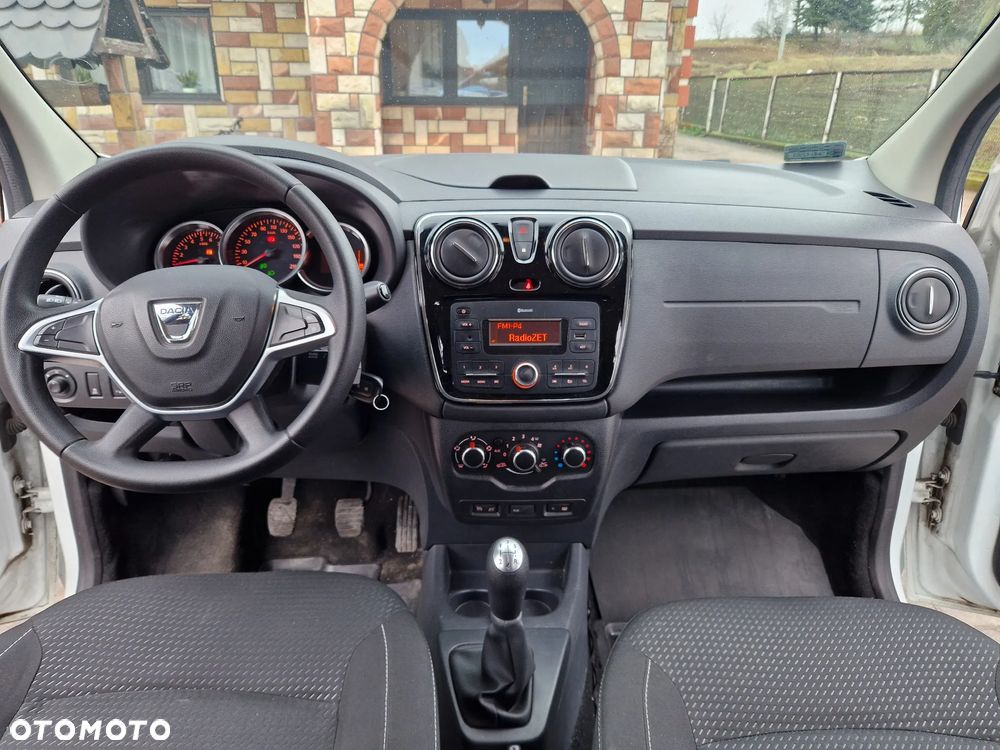 Dacia Lodgy 1.6 SCe Laureate S&S - 19