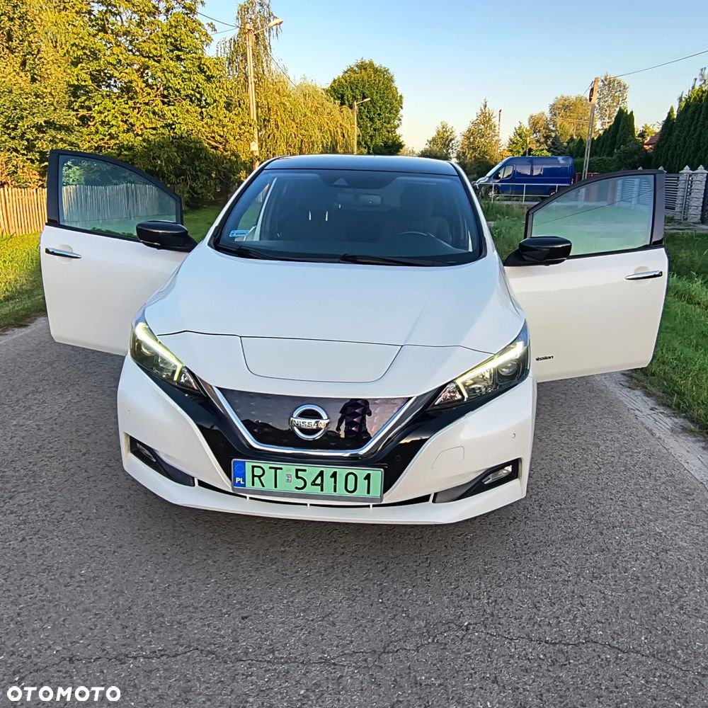 Nissan Leaf 40kWh N-Connecta - 9