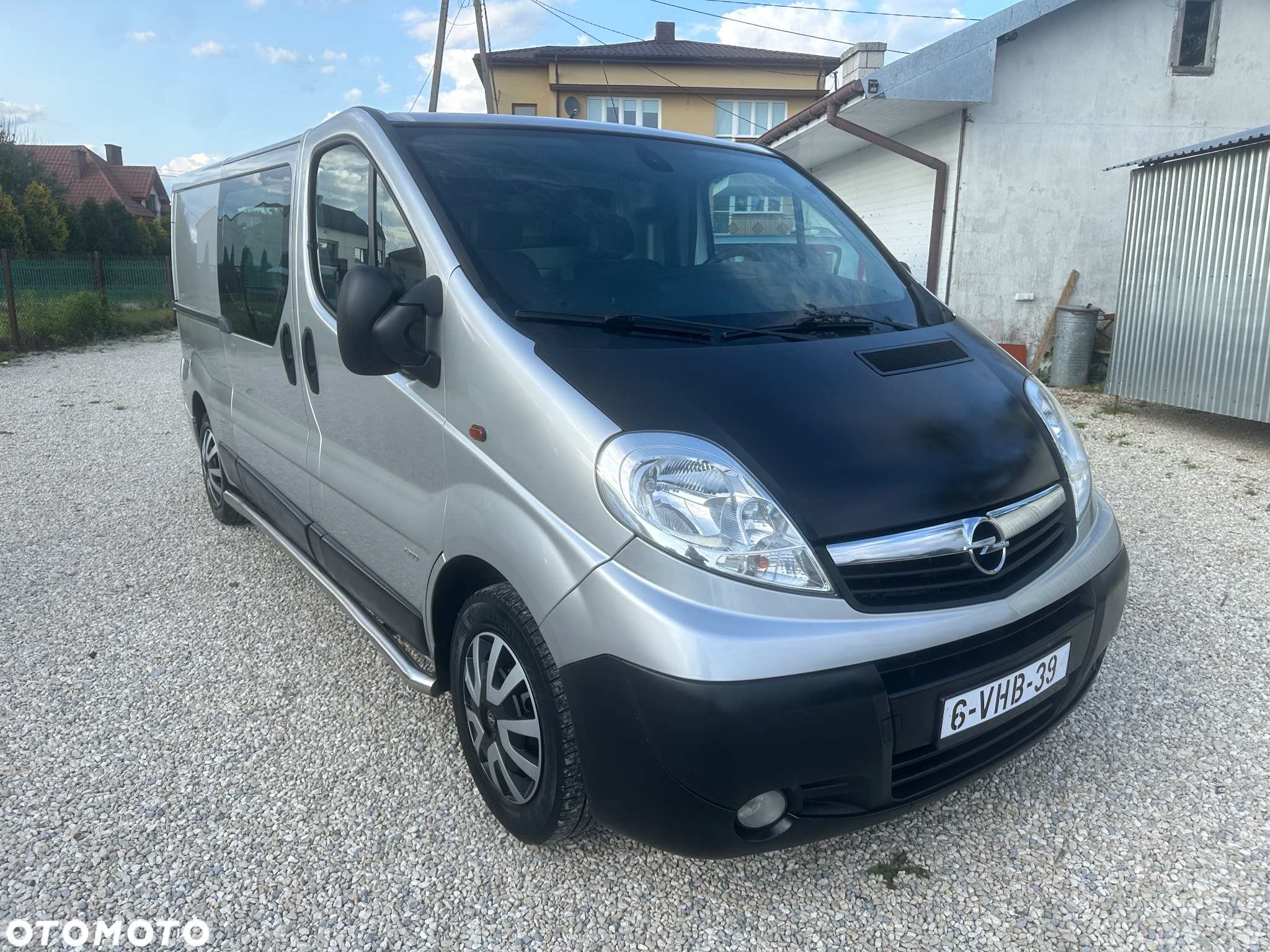 Opel Vivaro - 8