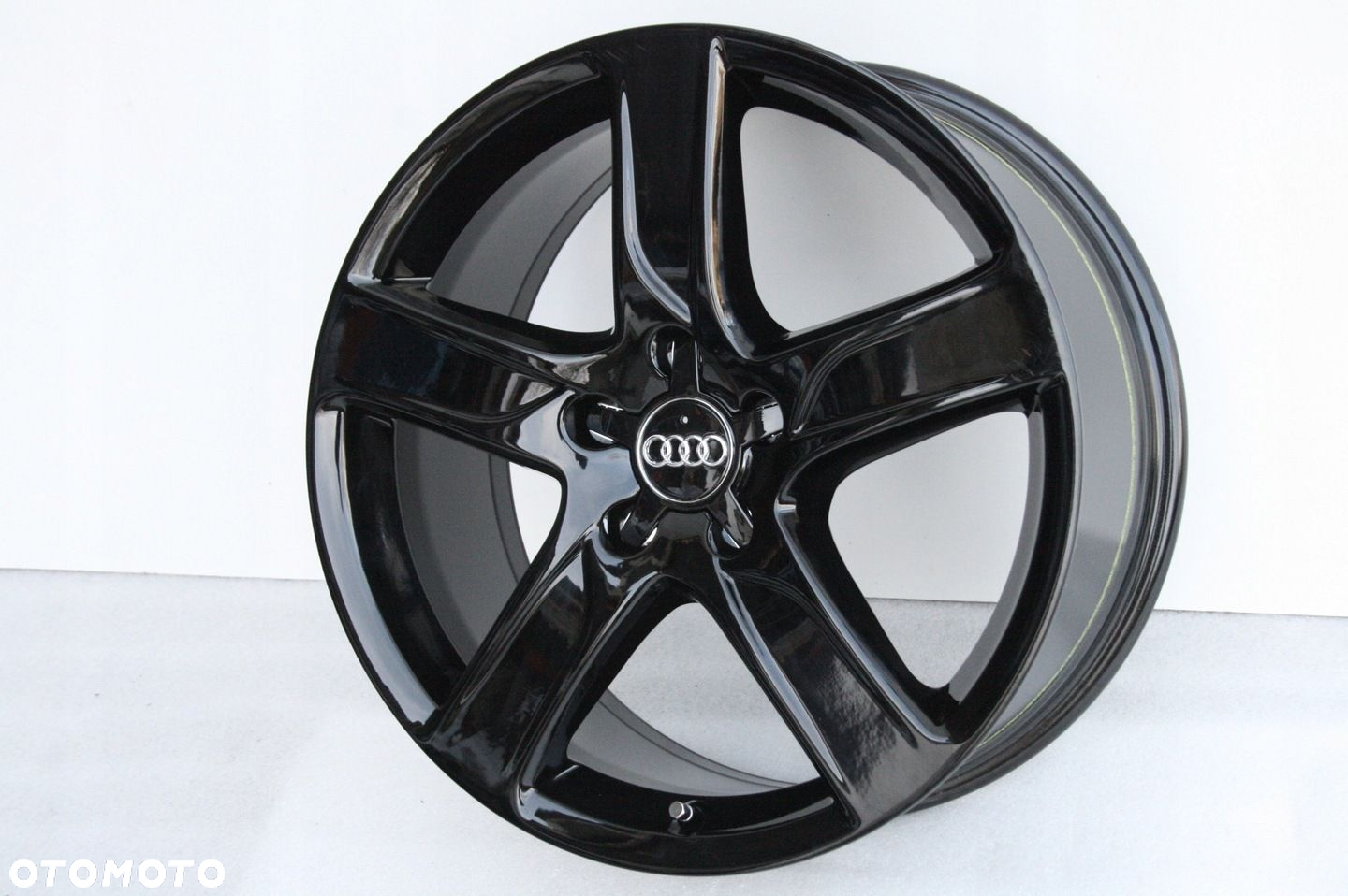 18 ORYGINALNE AUDI A6 Allroad A3 A4 A7 A8 Q5 Q3 Q2 - 3
