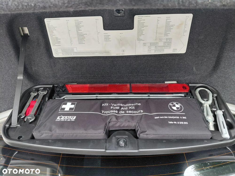 BMW Seria 5 520i - 26