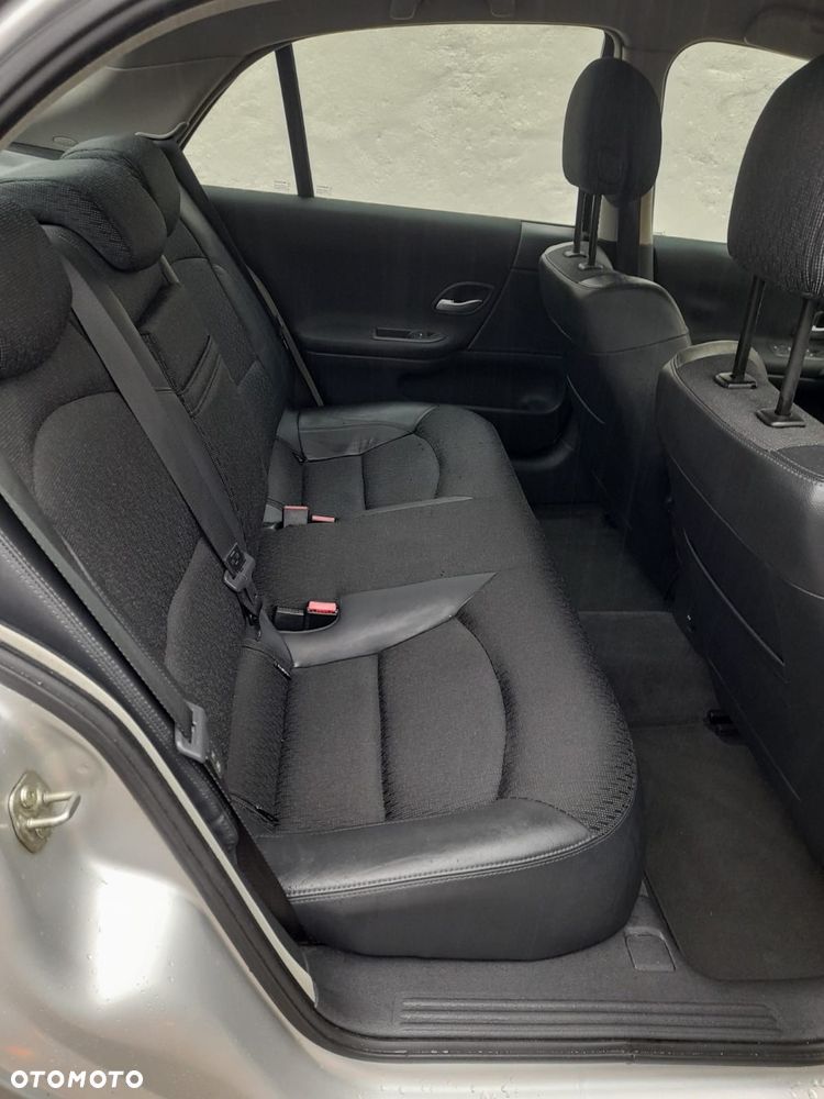 Renault Laguna 2.0 16V Privilege - 15