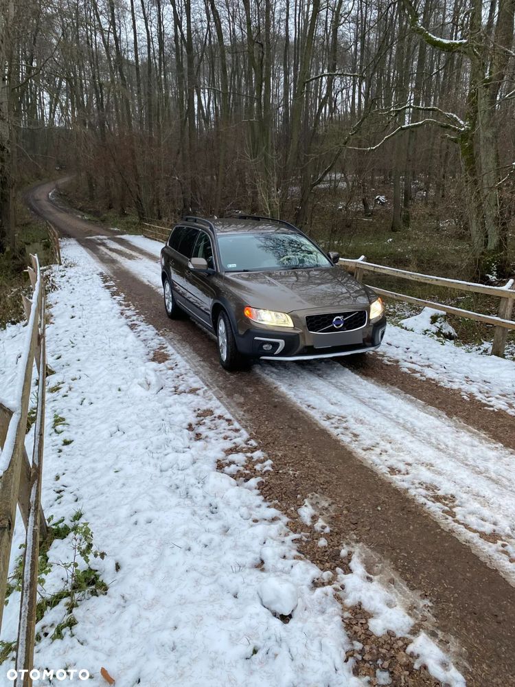 Volvo XC 70 D5 AWD Summum - 4