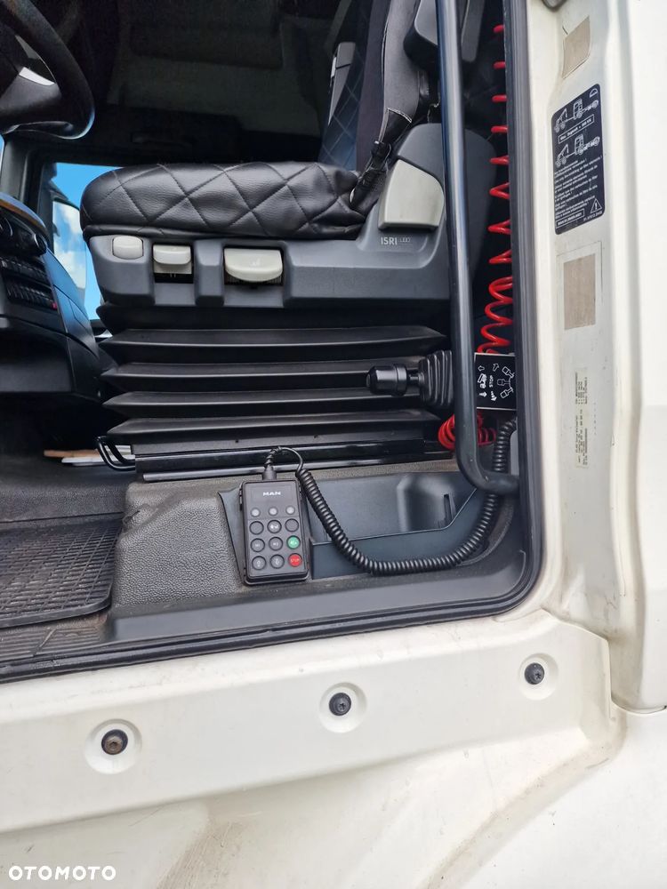MAN TGX - 8
