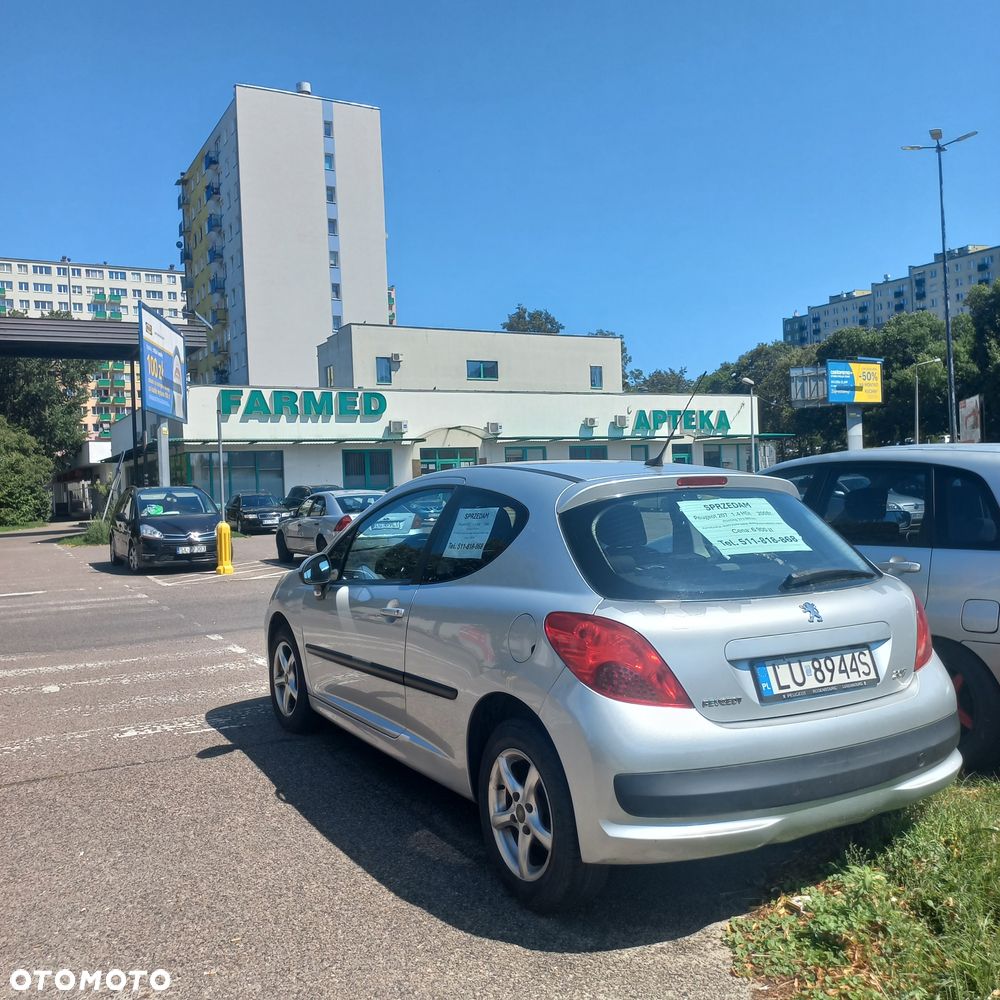 Peugeot 207 - 4