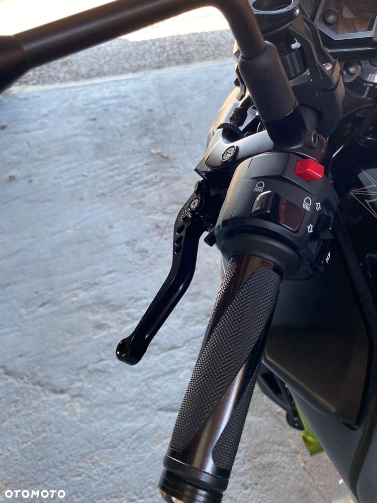 Kawasaki Z 650 - 16