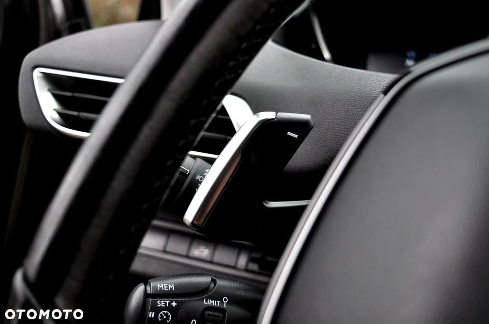 Peugeot 3008 1.5 BlueHDi GT Pack S&S EAT8 - 37