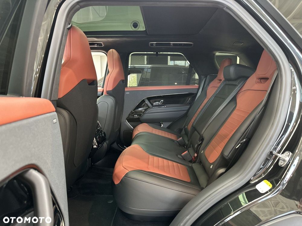 Land Rover Range Rover Sport - 12