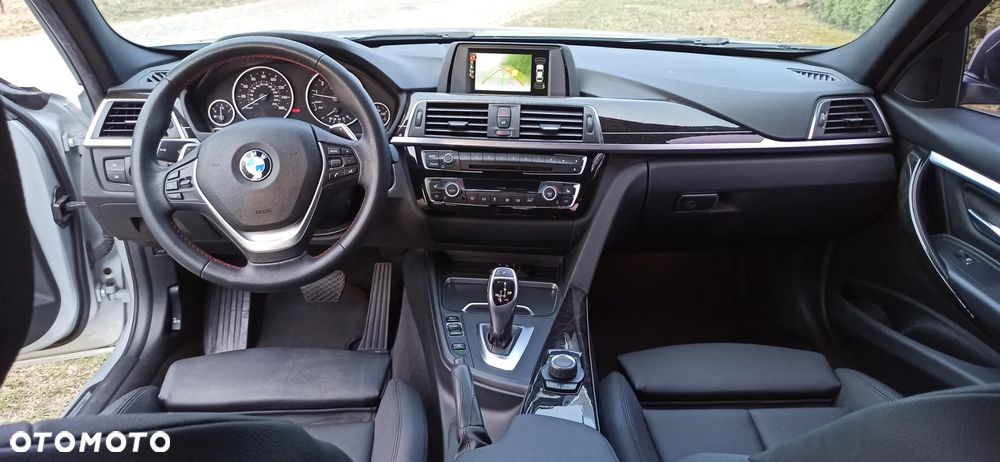 BMW Seria 3 330i Sport Line - 18