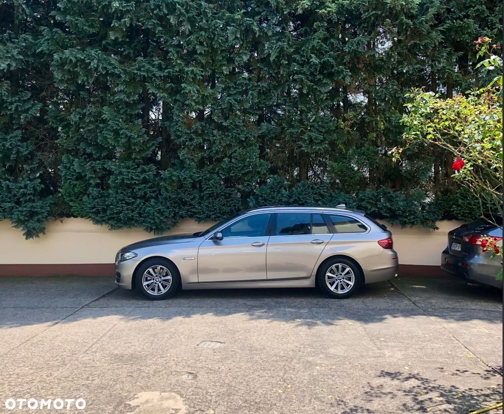 BMW Seria 5 520d Luxury Line - 3
