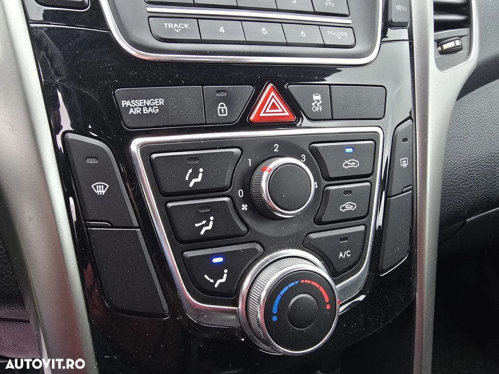 Hyundai i30 1.4 Classic - 9