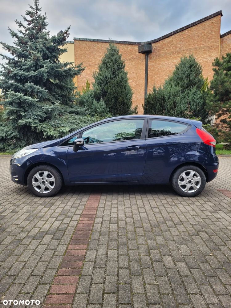 Ford Fiesta 1.25 Ambiente - 22