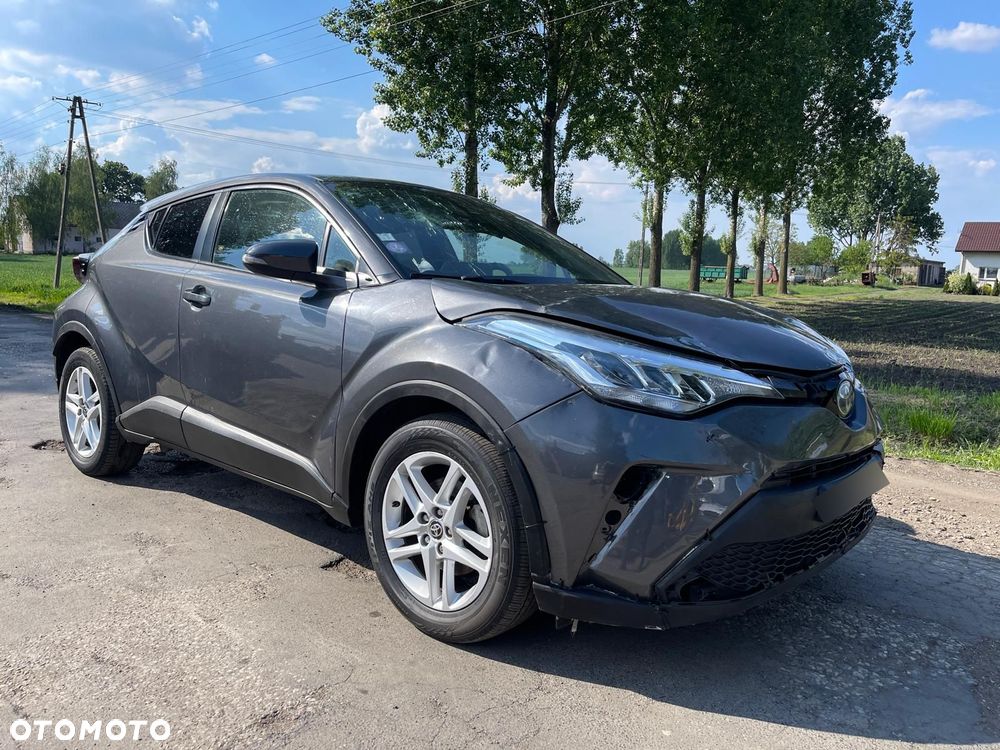 Toyota C-HR 1.8 Hybrid Neon Lime powered by JBL - 4