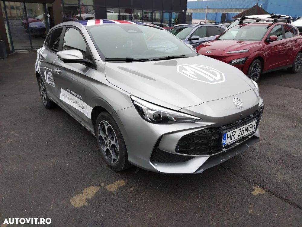MG MG3 1.5 T GDI HEV Exclusive - 10