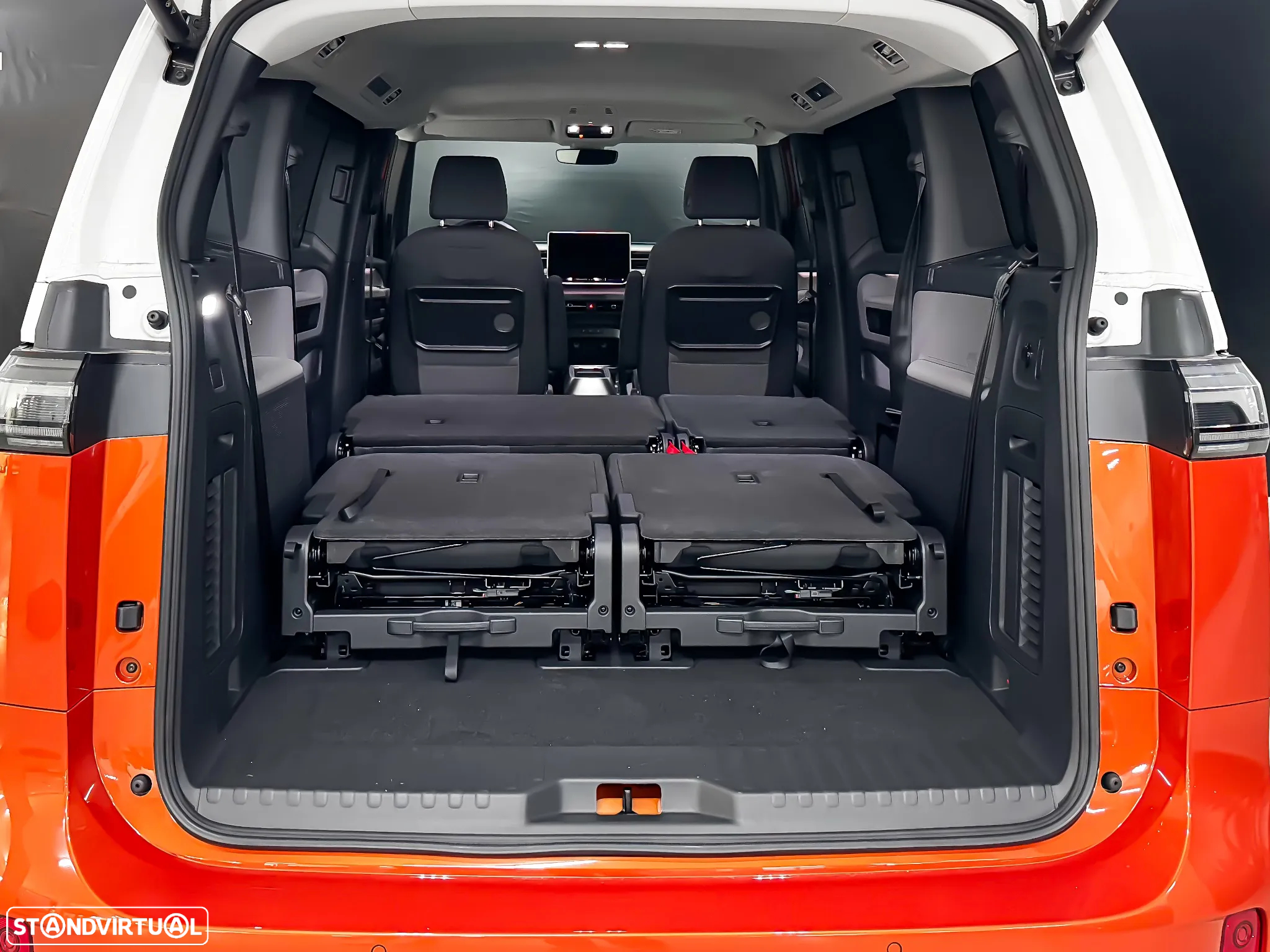 VW ID.Buzz 91 kWh Pro - 32