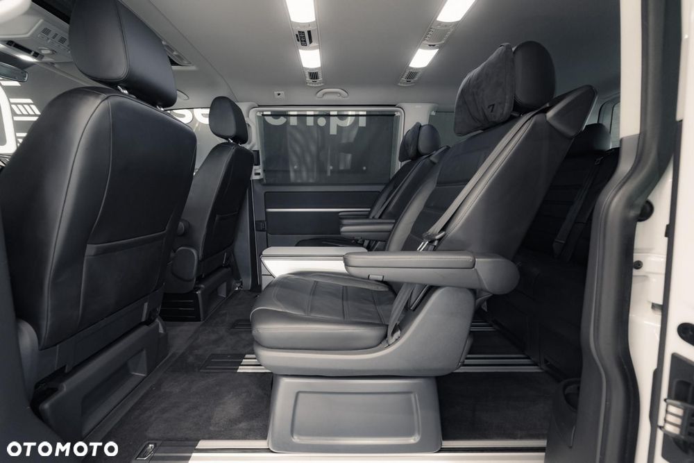 Volkswagen Multivan - 16
