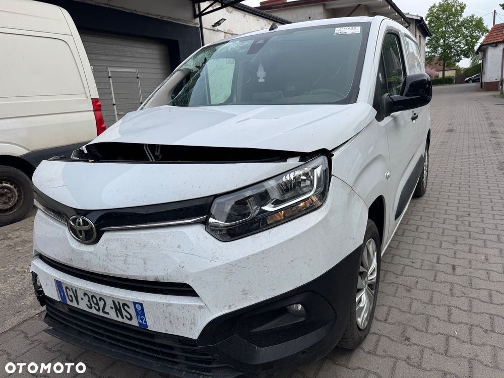 Toyota PROACE CITY ASYSTENT PASA RUCHU, KAMERA COFANIA, KLIMATYZACJA NAWIGACJA TEMPOMAT - 17