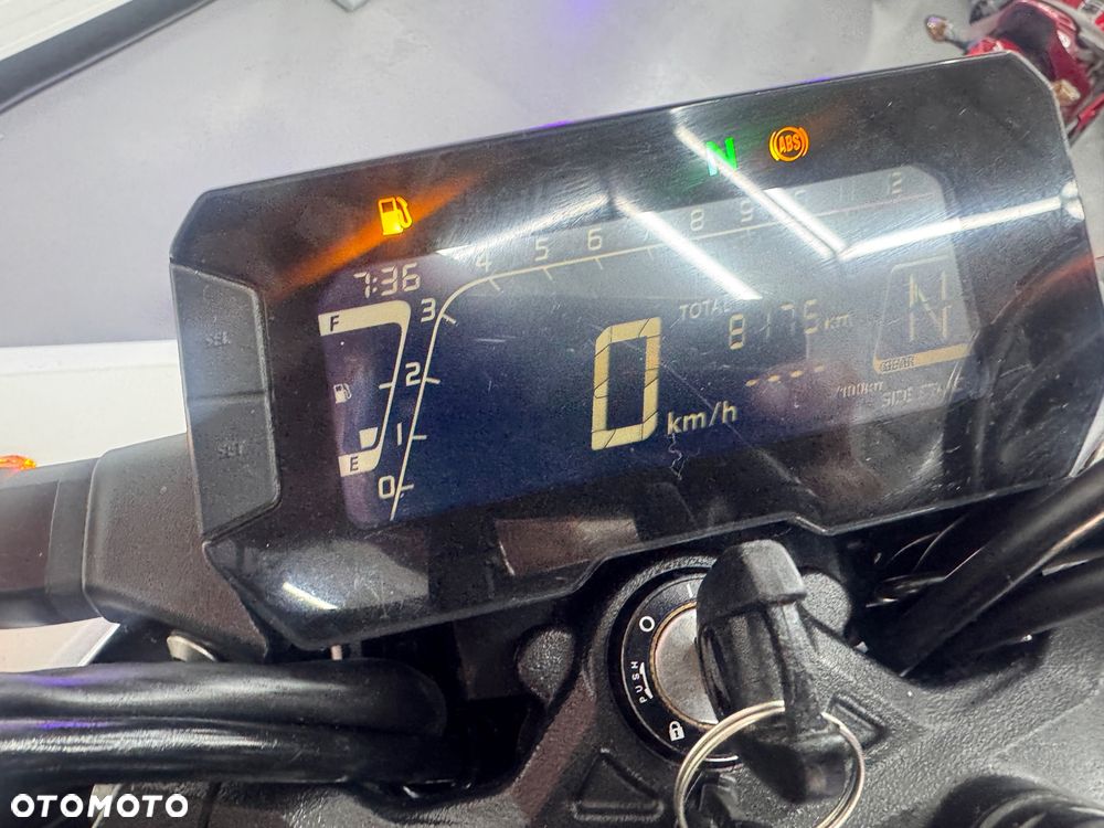 Honda CB - 35