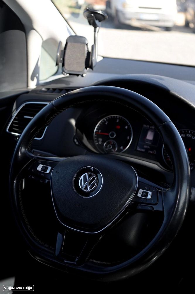 VW Sharan 2.0 TDI Blue Highline DSG - 9