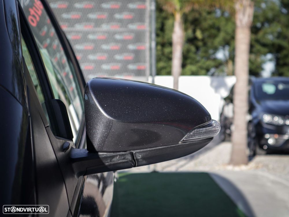 Toyota Yaris 1.0 VVT-i Exclusive - 37