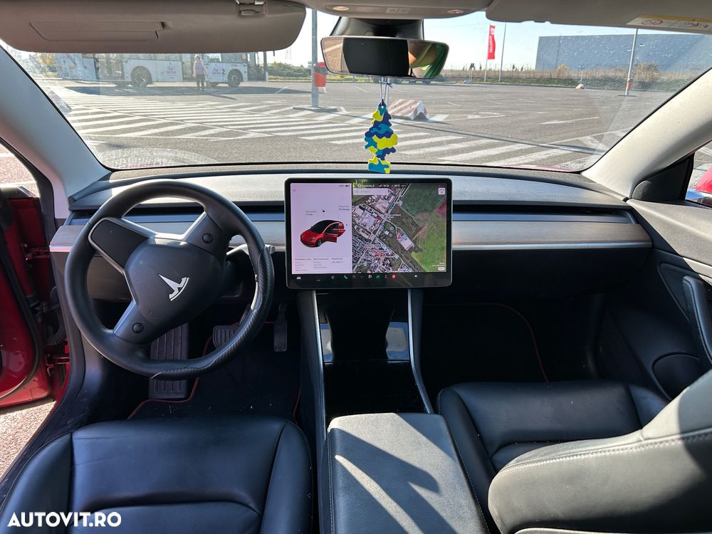 Tesla Model 3 Standard Reichweite Plus Hinterradantrieb - 3