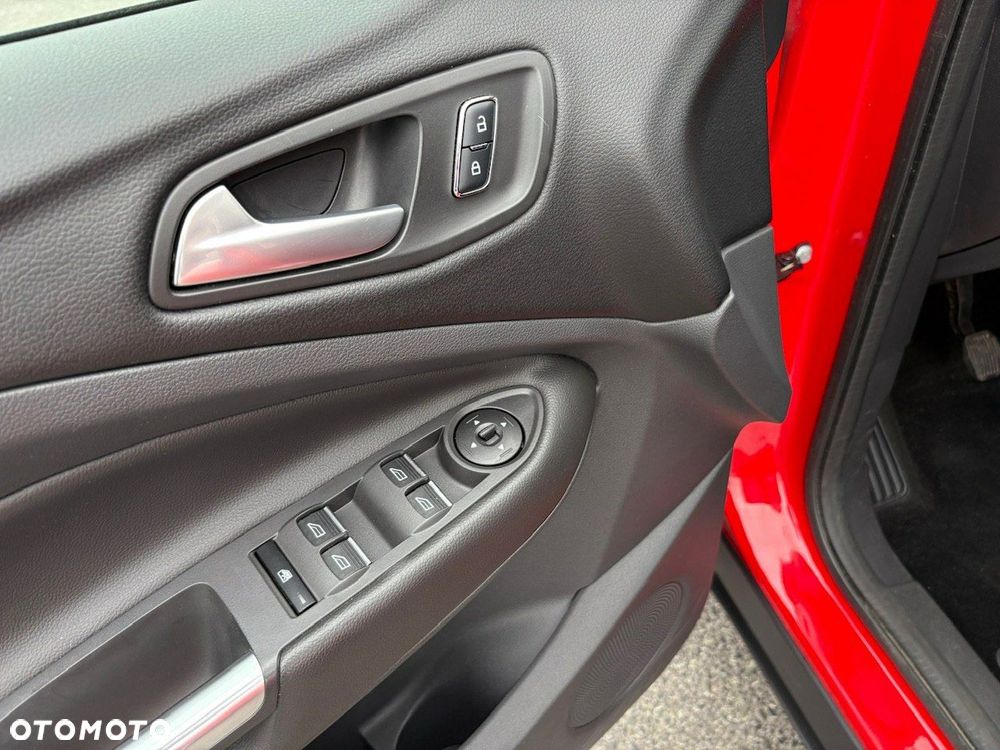 Ford Kuga 1.5 EcoBoost 2x4 Cool & Connect - 13