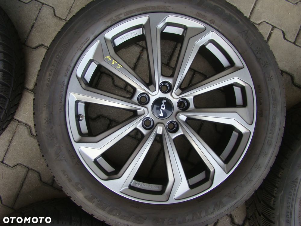 a55 5x114,3 Kia Sorento III UM II XM Sportage NQ5 EV5 OV EV6 CV Hyundai Santa Fe 7,5Jx19 235/55 Opony zima - 4