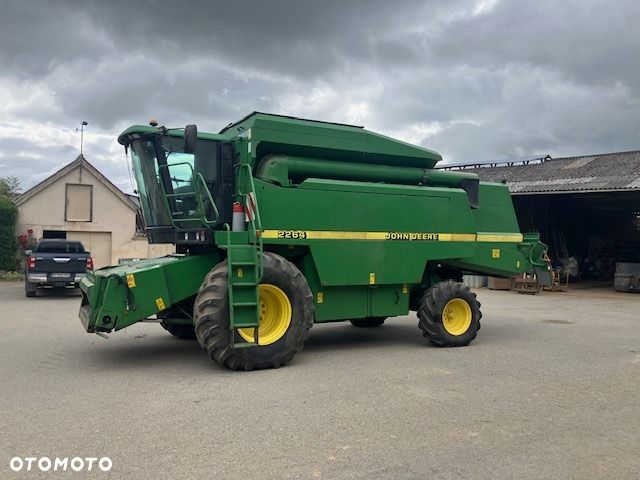 John Deere 2264 - 1