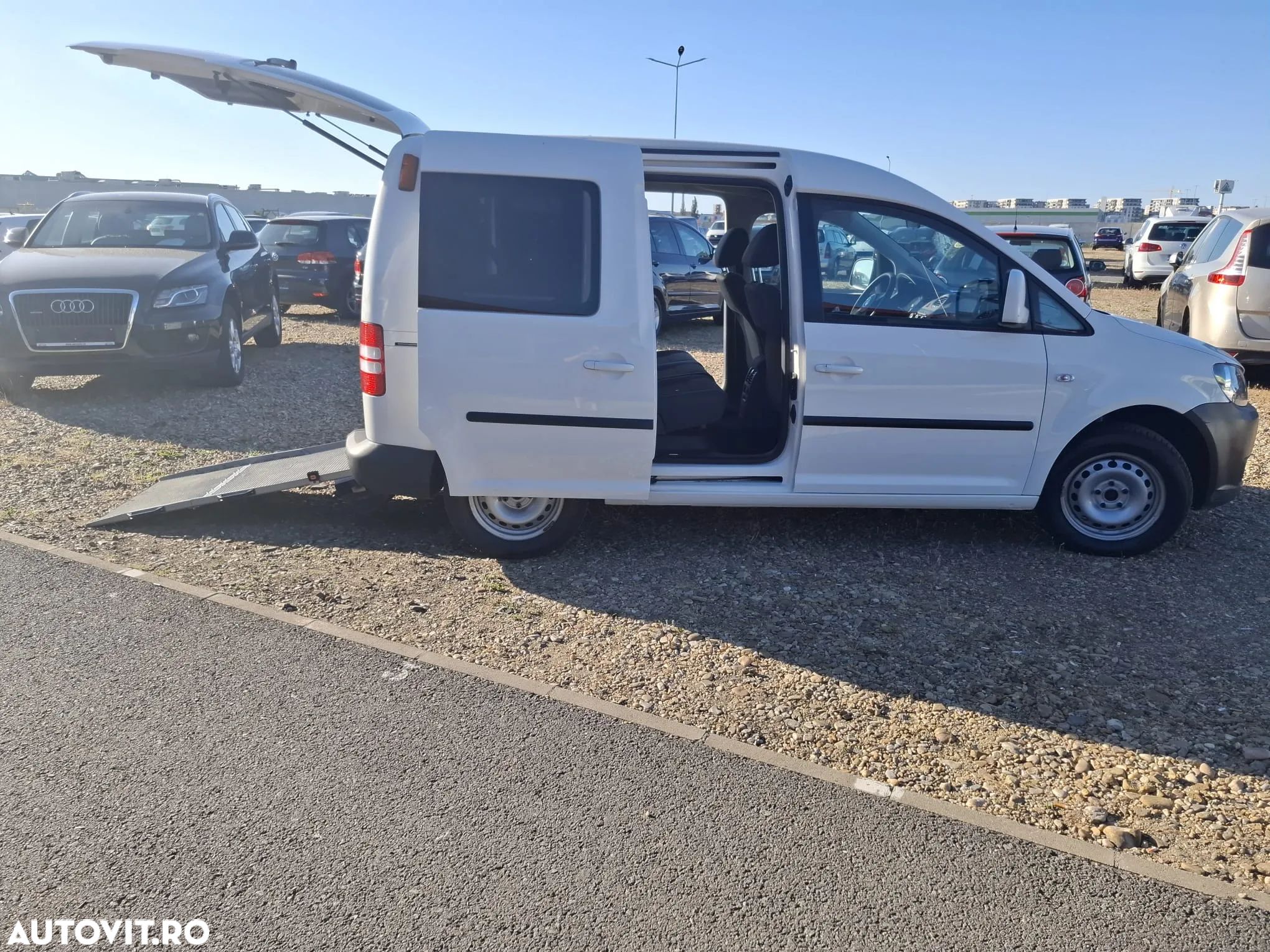 Volkswagen Caddy 1.6 TDI BlueMotion Trendline - 1
