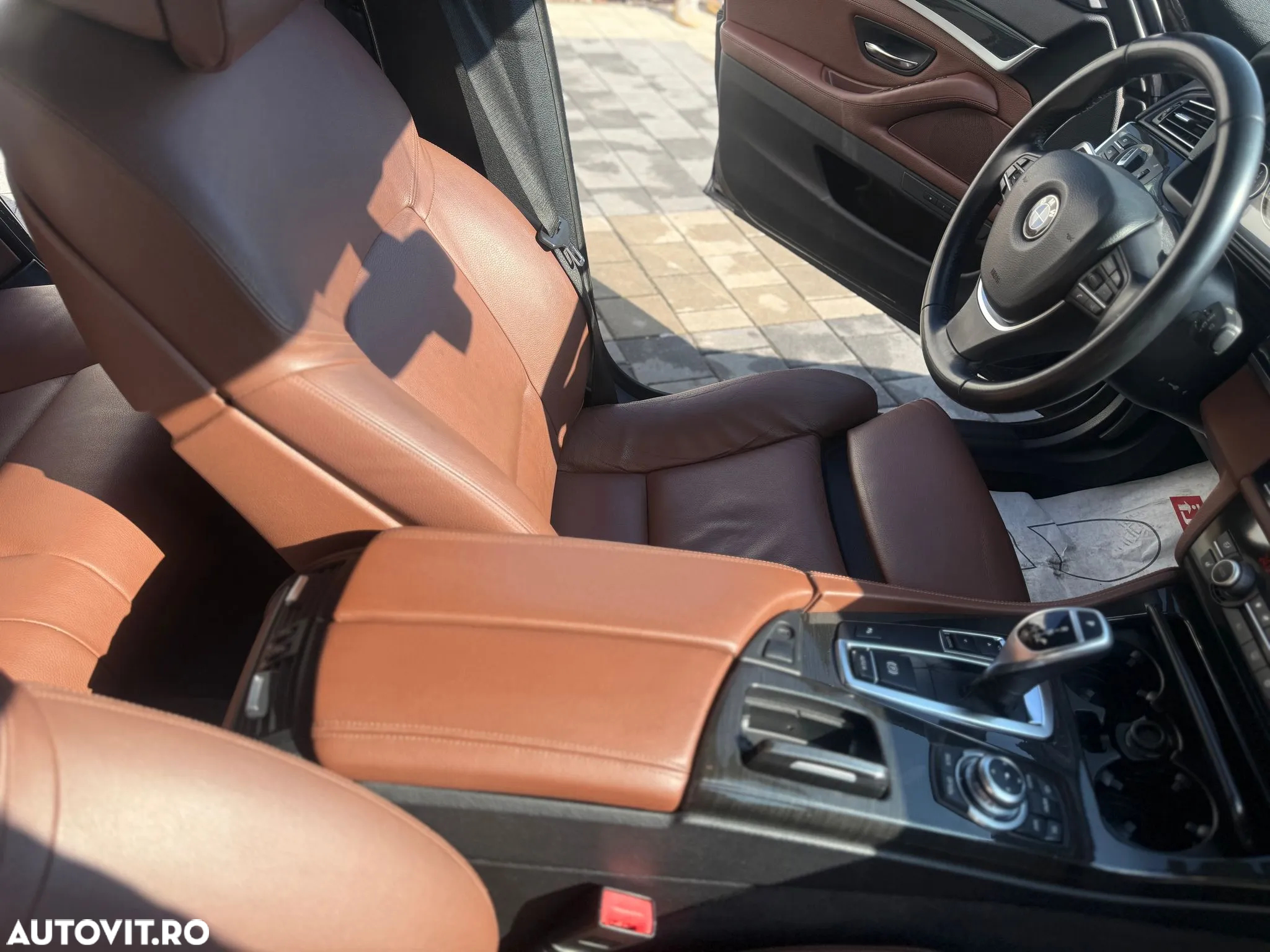 BMW Seria 5 525d Aut. - 17