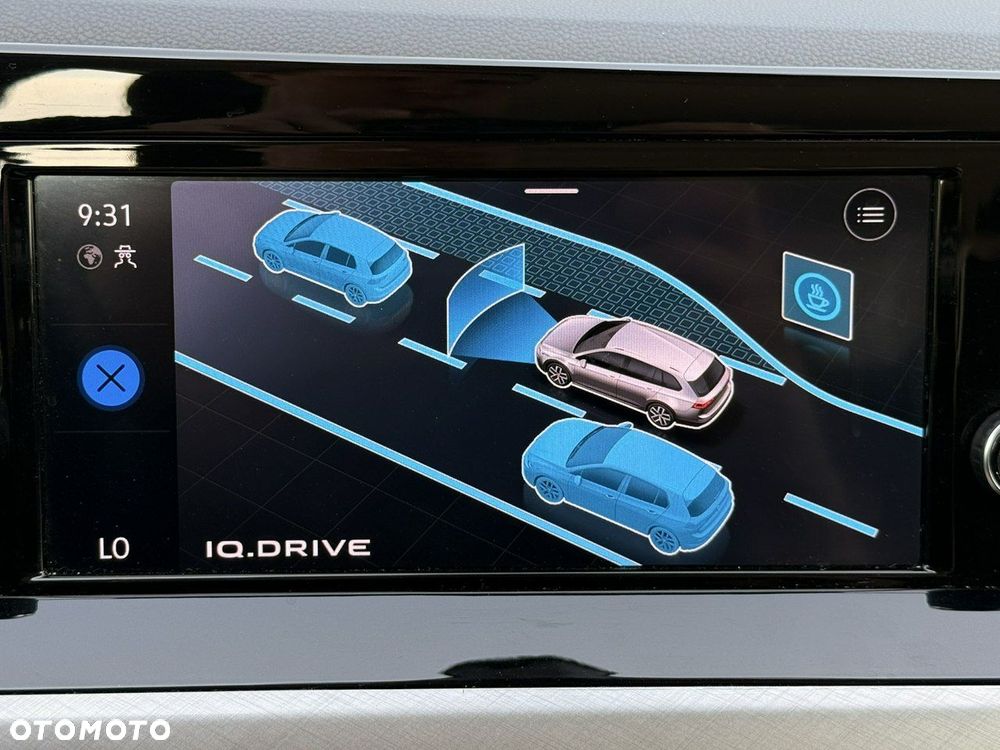 Volkswagen Golf VIII 1.5 TSI EVO Life - 26