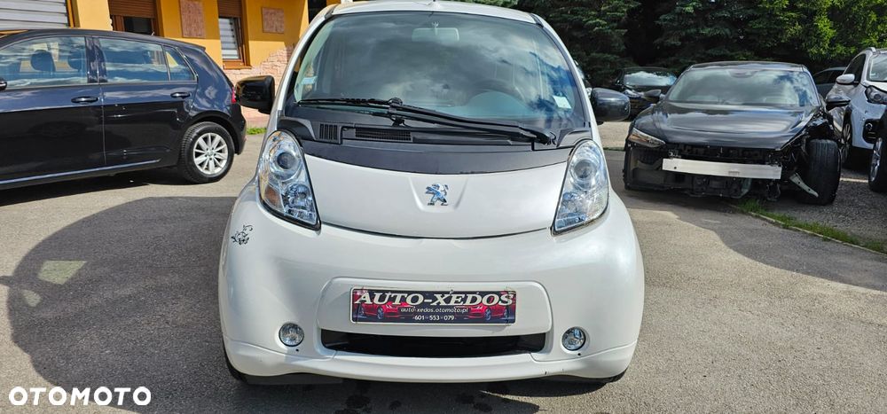 Peugeot iOn Active - 1