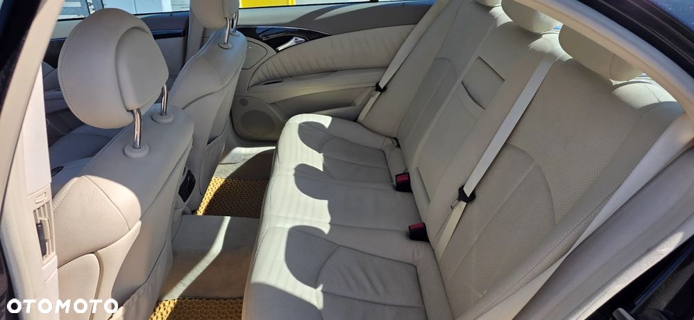 Mercedes-Benz Klasa E 320 Avantgarde - 9