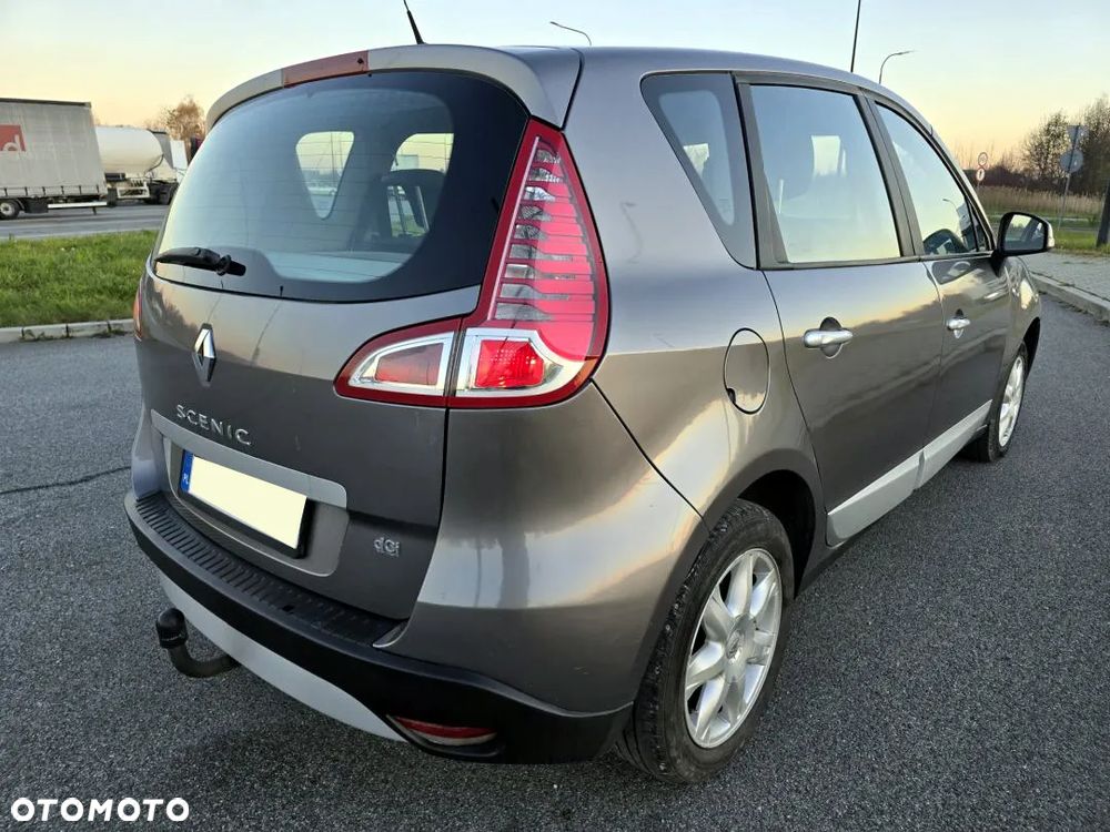Renault Scenic 1.5 dCi Avantage - 9