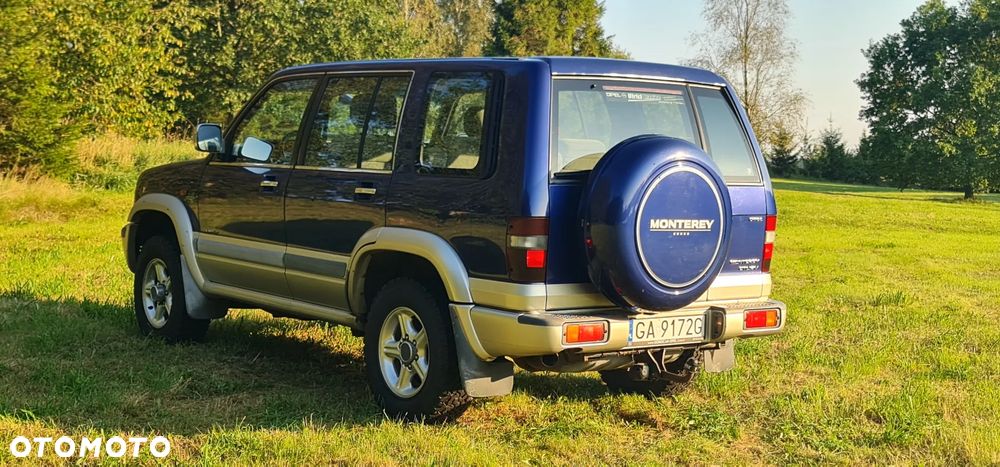 Isuzu Trooper - 25