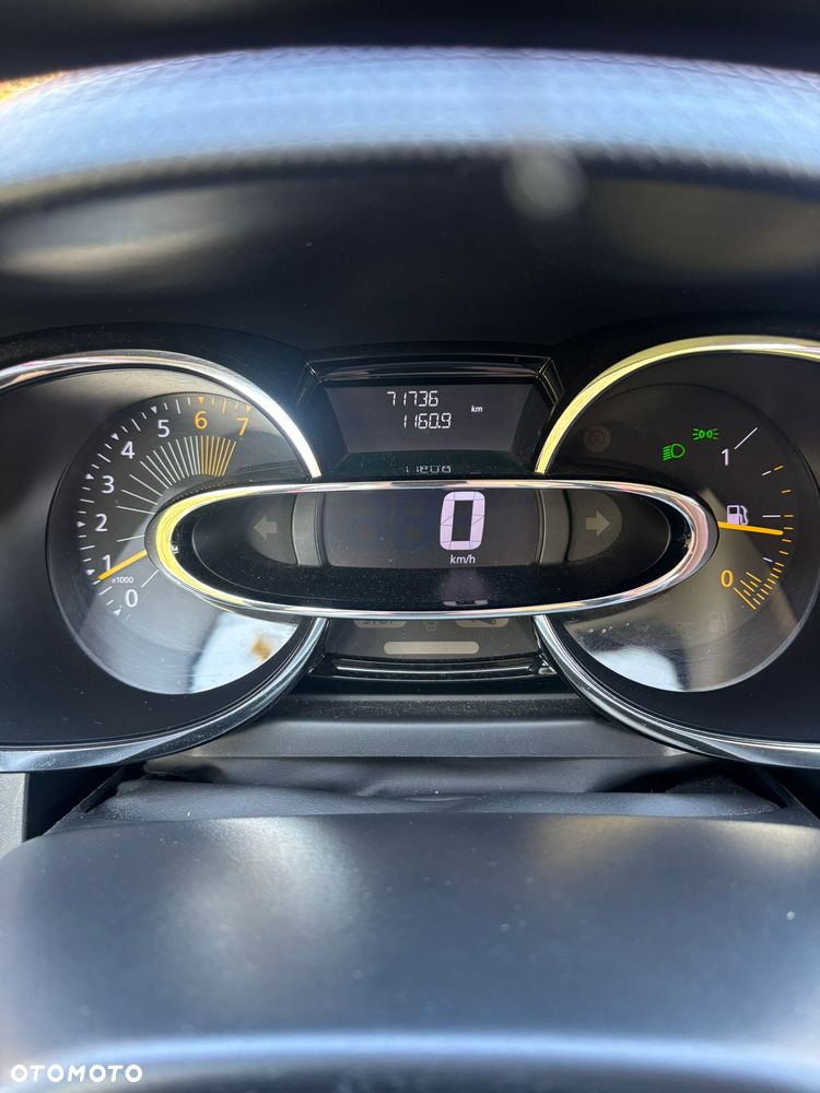 Renault Clio 1.2 16V Zen - 8