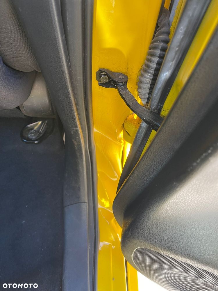 Nissan Leaf - 14