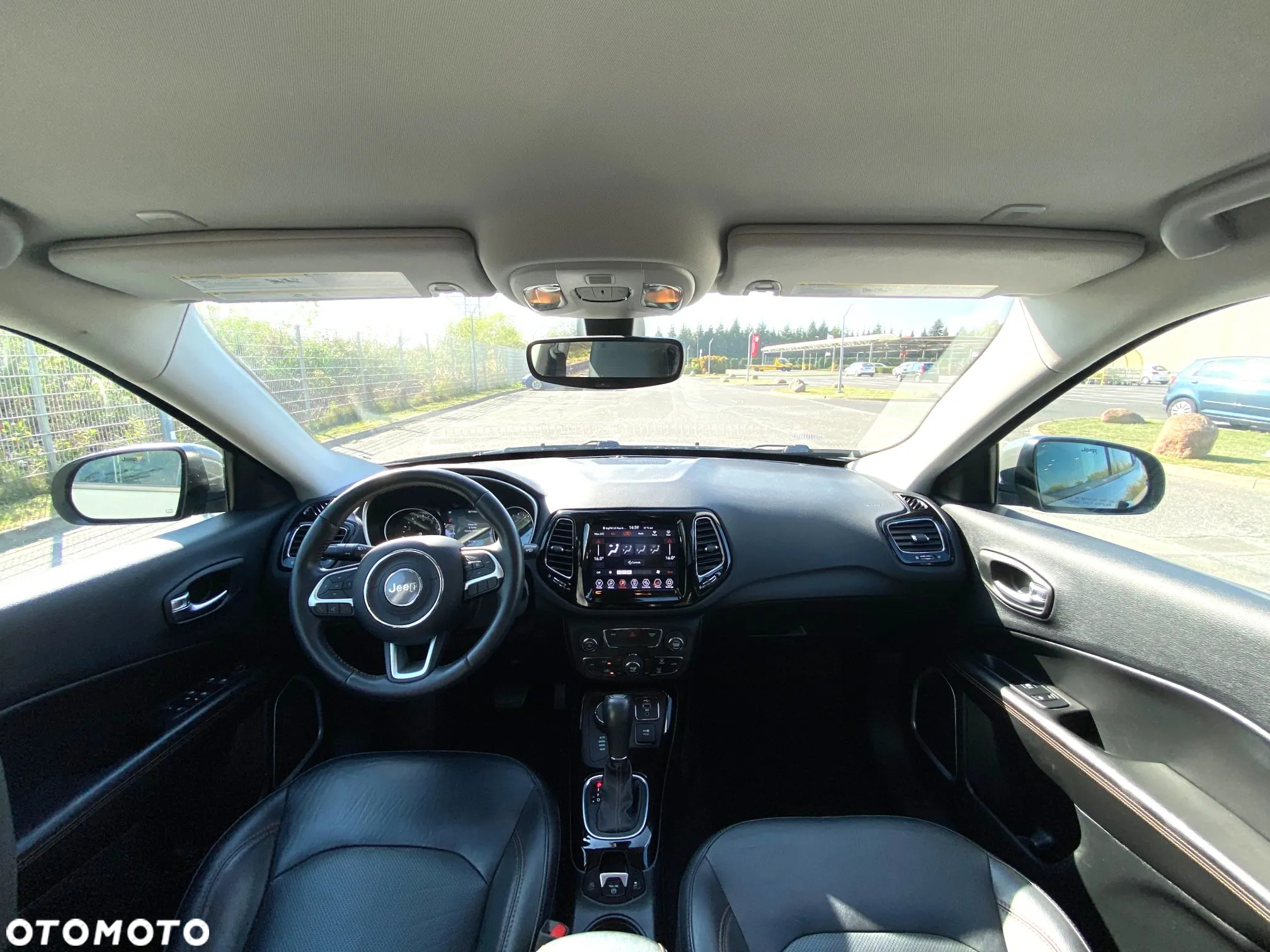 Jeep Compass - 12