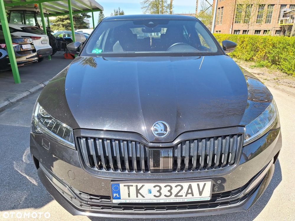 Skoda Superb 2.0 TDI SCR 4x4 Sportline DSG - 3