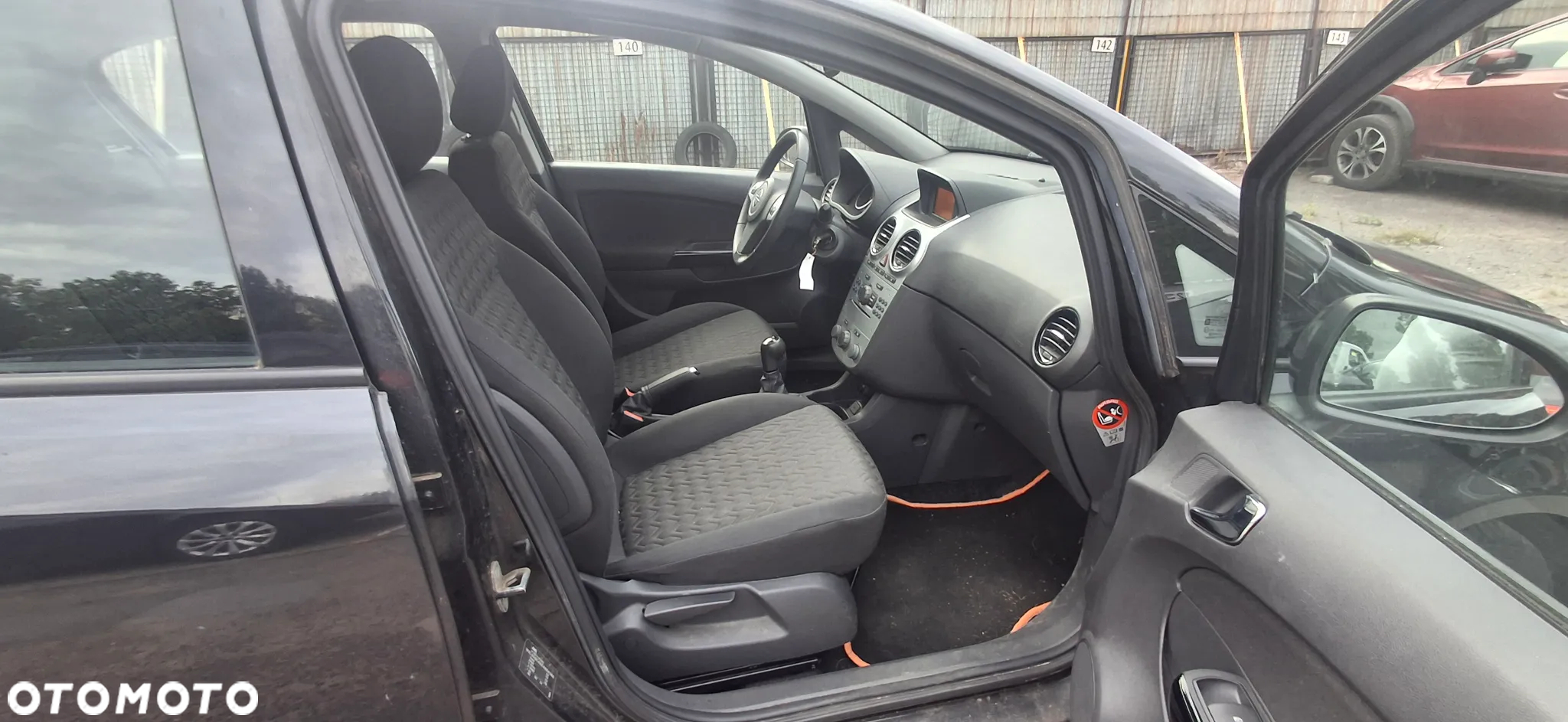 Opel Corsa 1.4 16V Active - 13