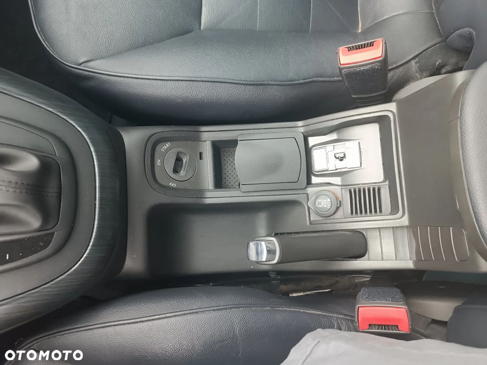 Fiat Croma 2.4 JTD Emotion - 10