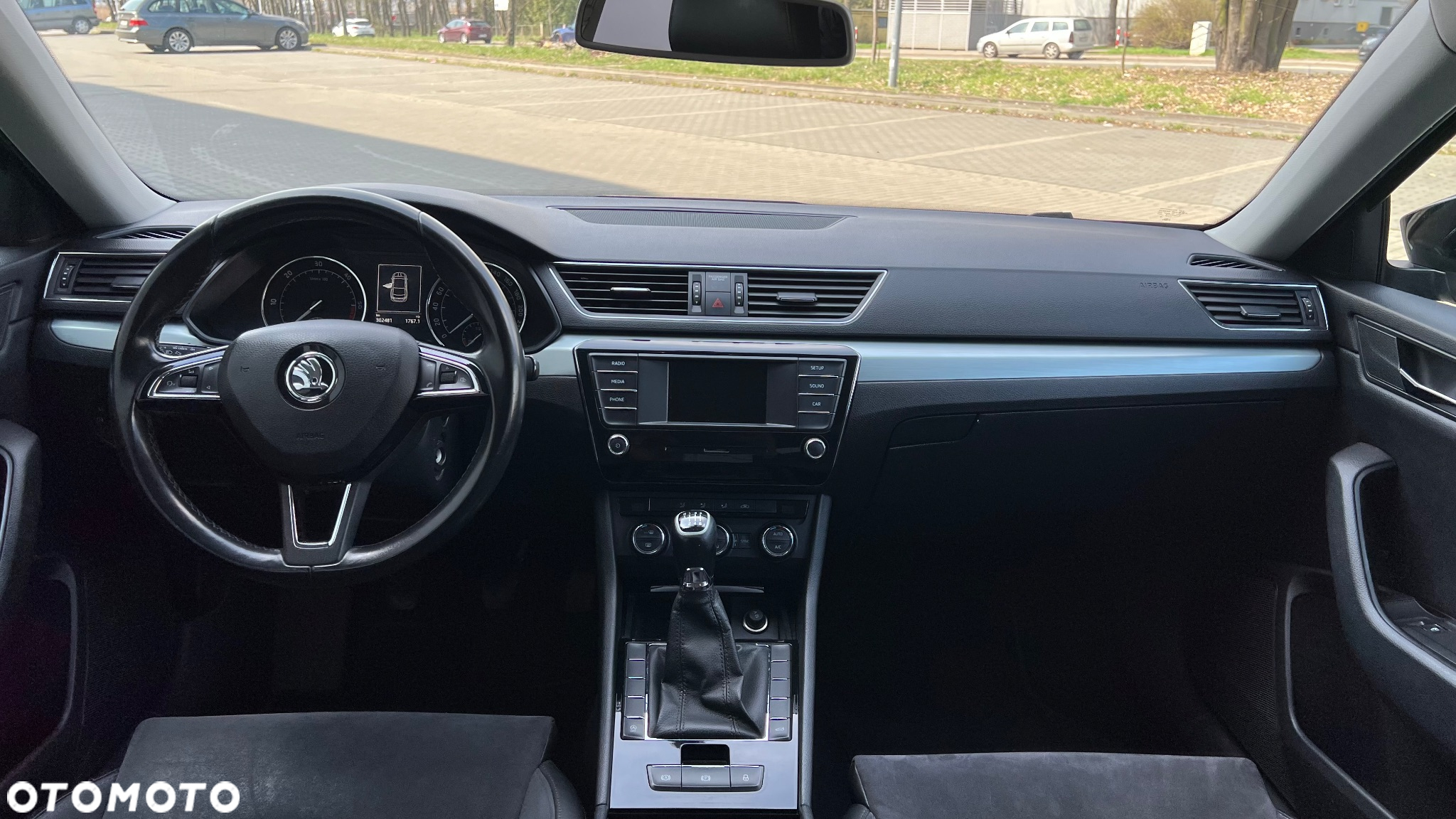 Skoda Superb 1.6 TDI Ambition - 8