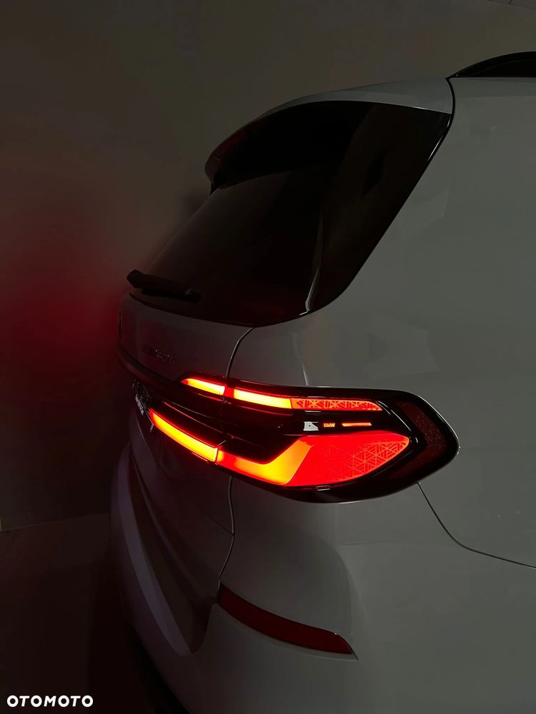 BMW X7 - 10