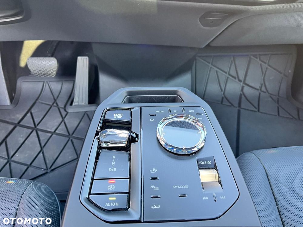 BMW iX M60 111.5kWh - 14